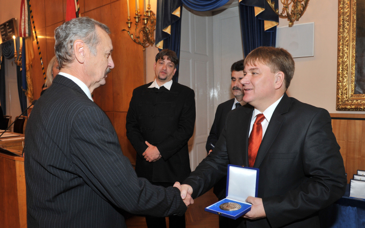 Kitüntették a megye legjobbjait