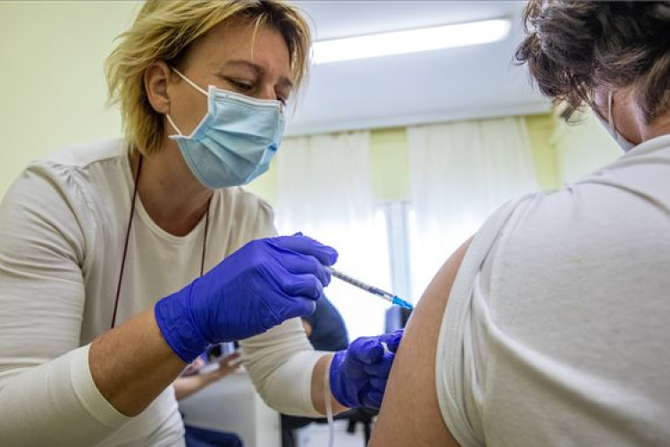 Nincs újabb halálos áldozat, 80 új fertőzöttet találtak Magyarországon
