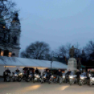 Motorosok a Szabadság téren