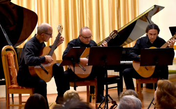 Ünnepi tanár-diák hangverseny