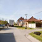 Villanyoszlopokat döntött ki egy kamionos Cegléden