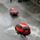 Senki sem úszta meg... 