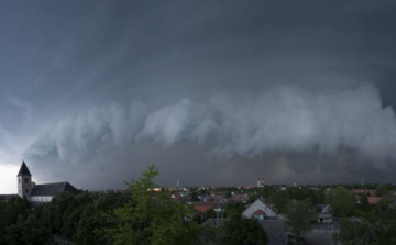 Délutáni viharveszély!