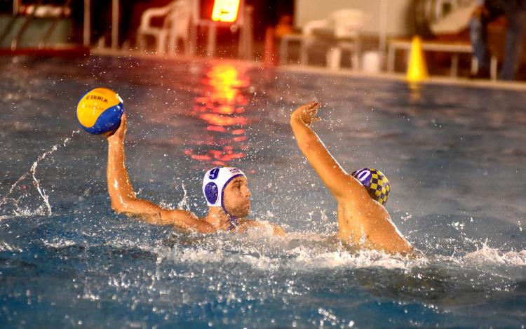 Villanyfényes mérkőzés