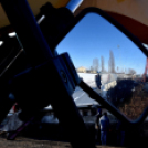 Bontják a lelátót