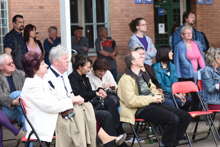 Jazz ünnep a vasútállomáson