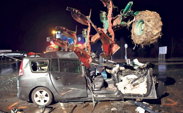 Szörnyű baleset Abonynál