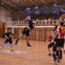 Csúcsrangadó a listavezető ellen