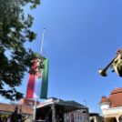 Felavatták az országzászló emlékművet Cegléden
