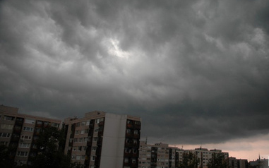 Megdörrent az ég! Te is hallottad?