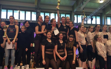 Erős mezőnyben álltak dobogóra a lányok