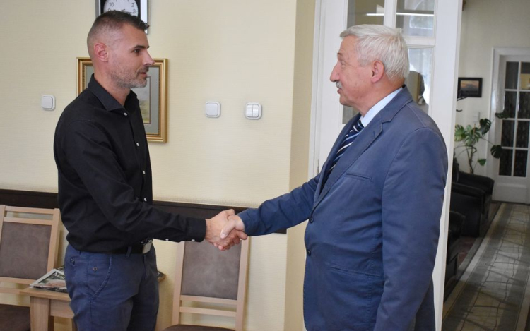 Bemutatkozó látogatás