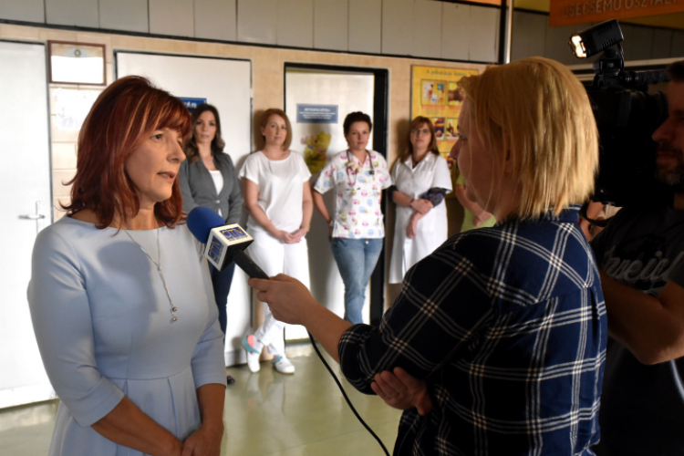 Kórház gyermekosztály adomány átadása