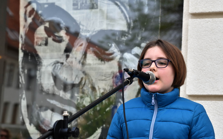 Zenés költészet napja