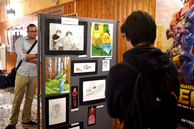 Mester és Tanítványai - kiállítás nyílt a moziban