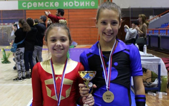 Ceglédi super girls 