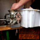 Csemői hagyományos hurkatöltő verseny