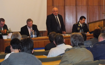 Cegléden egyeztettek a közbiztonságról