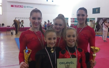 Móron jártak a ceglédi lányok 