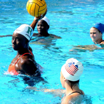 Miami vízilabdások Cegléden