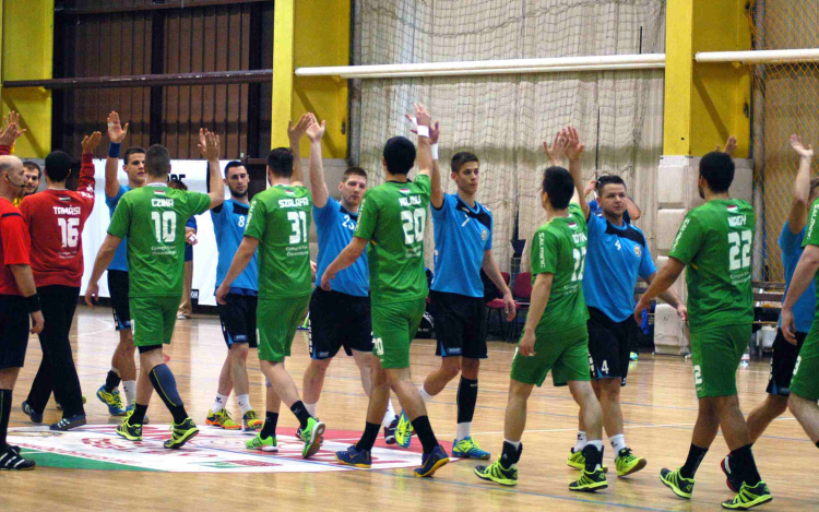 Huszonkilenc - tizenkilenc