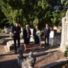 Koszorúkkal emlékeztek