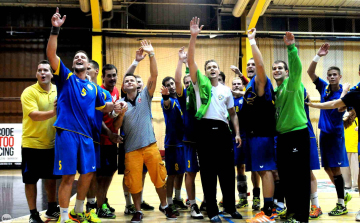 Kényszerpihenőn a ceglédi srácok