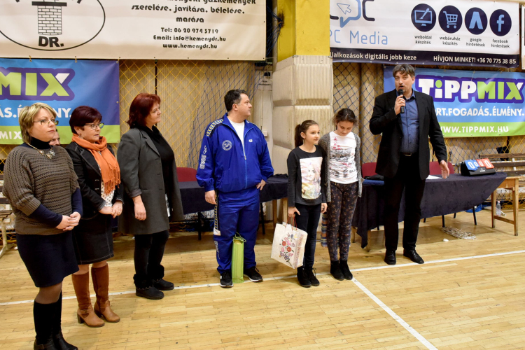 Több mint 1 tonna adomány gyűlt össze