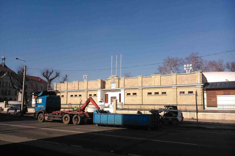 Városi Strandfürdő - utolsó simítások