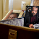 Négyszögletű Kerek kiállítás 