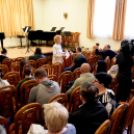 Kamarazenei versenyt rendeztek