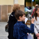 Éneklés a TV torony kilencedik emeletének teraszáról