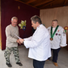 Anyámtyúkja - Csemő