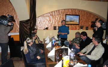 Ceglédi filmbemutató Toscanában