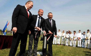 Lerakták a ceglédi judo központ alapkövét 