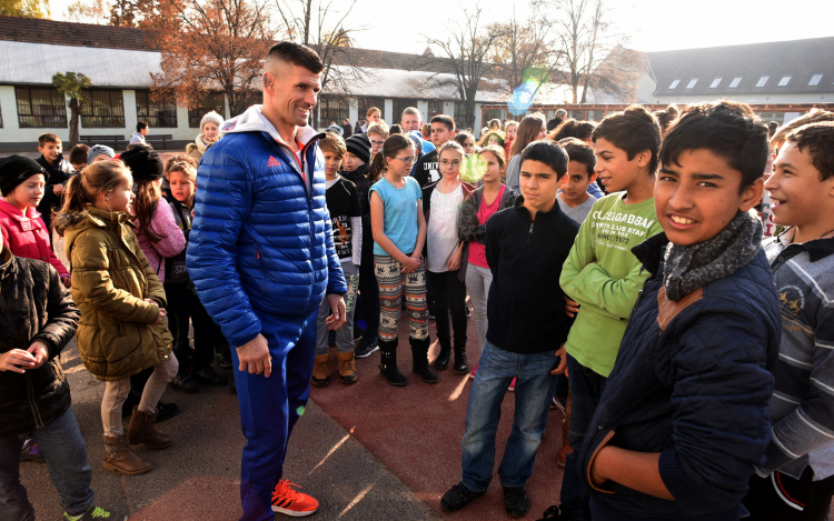 Küzdj meg a bajnokkal!