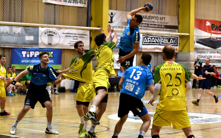 Sírból visszahozott döntetlen