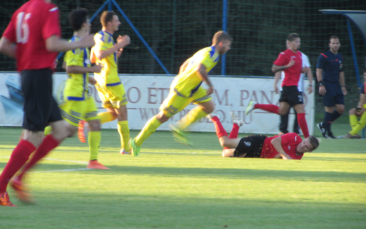 A már ismert hibákkal tarkított vereség Csákváron