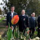 Koszorúzás a köztemetőben - Március 15.