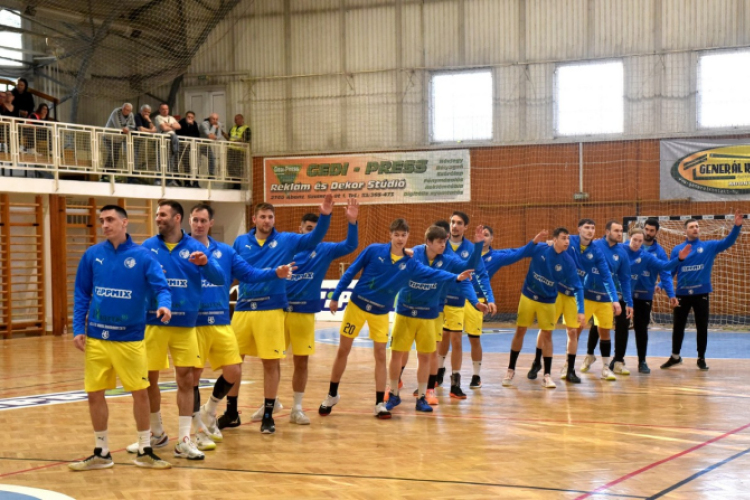 Nem borult a papírforma