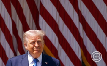 Fehér Ház: Donald Trump jó és produktív telefonbeszélgetést folytatott Volodimir Zelenszkijjel