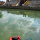 Városi Strandfürdő – Már burkolnak