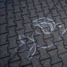 Demonstráció az éjszakai autóversenyzés ellen