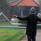 Egy olasz edző a pálya szélén....avagy mérkőzés a vonalon kívül! (Budapest Honvéd: Marco Rossi)