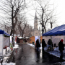 Infineon ételosztás