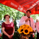 Cegléden is felvágták az Ország Tortáját