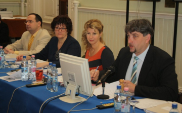 Kazahsztáni kapcsolatokat szorgalmaz Cegléd