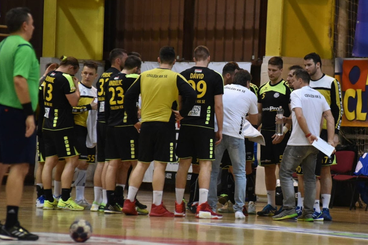 Kevesen voltunk Gyöngyösön