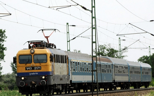 Halálos vonatgázolás a ceglédi vonalon