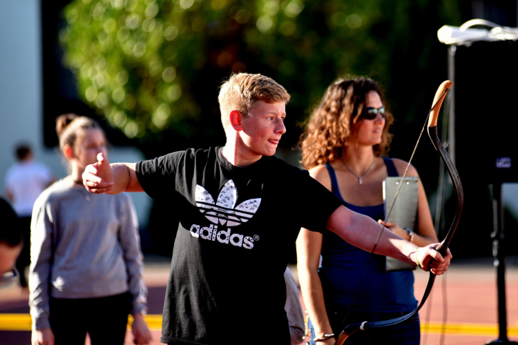 Bajnokság a Táncsics udvarában